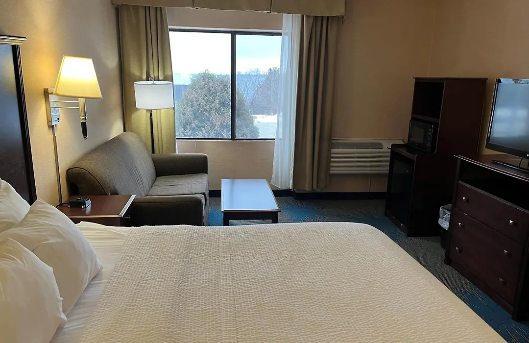 Days Inn By Wyndham Duluth Lakewalk-1