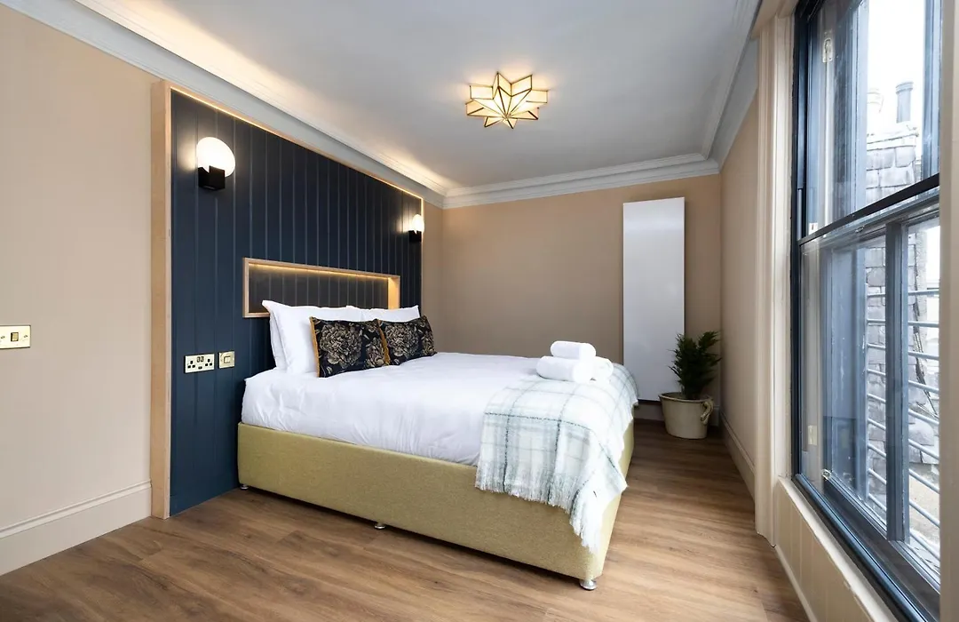 30 Castle Street Aparthotel-1