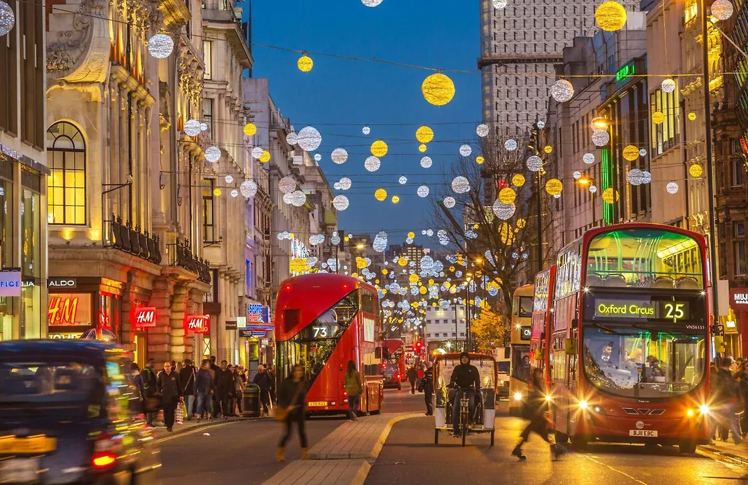 Moxy London Piccadilly Circus-1