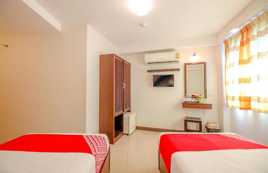 Super Oyo 484 Pannee Residence Khaosan Sha Plus-1