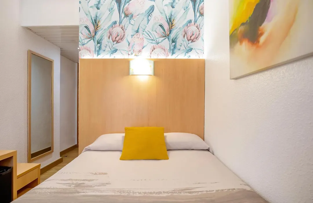 Hotel Servigroup Pueblo Benidorm-1