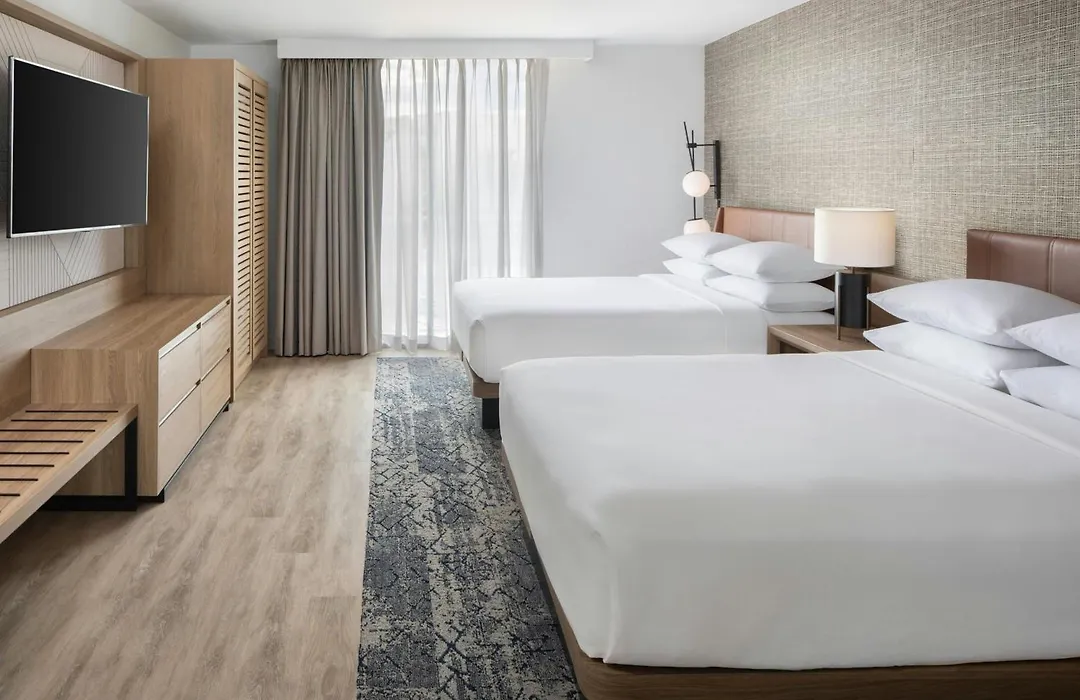 Sheraton Suites Fort Lauderdale At Cypress Creek-1