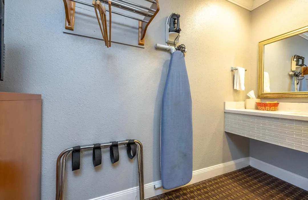 Soma Park Inn-1