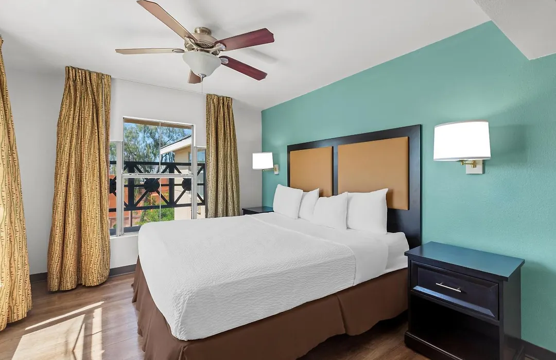 Mainstay Suites Las Vegas Flamingo-1