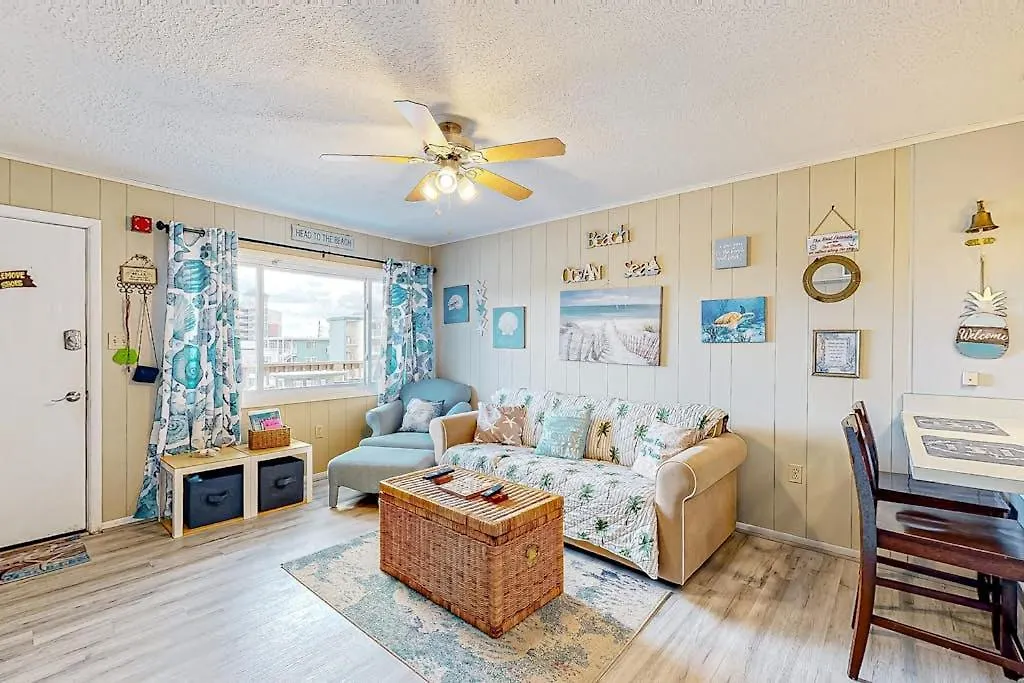Sea Loft 303-1