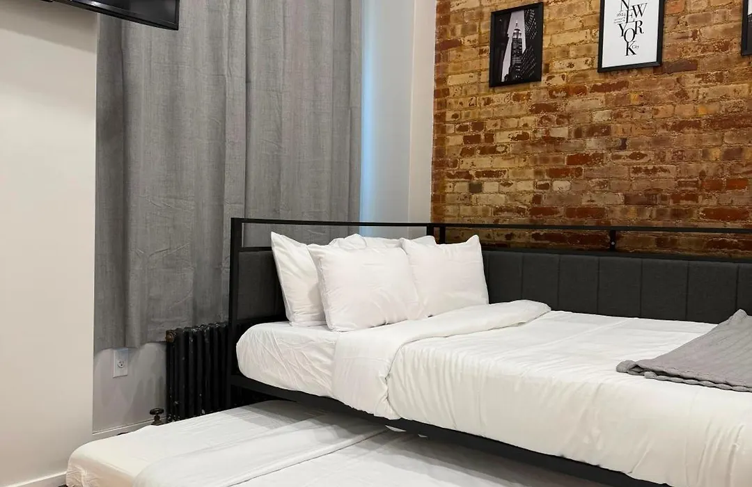 Chelsea Inn (Adults Only)-1