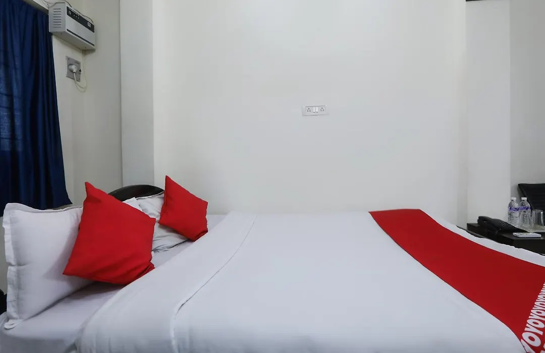 Hotel O D-Qube Hotels-1