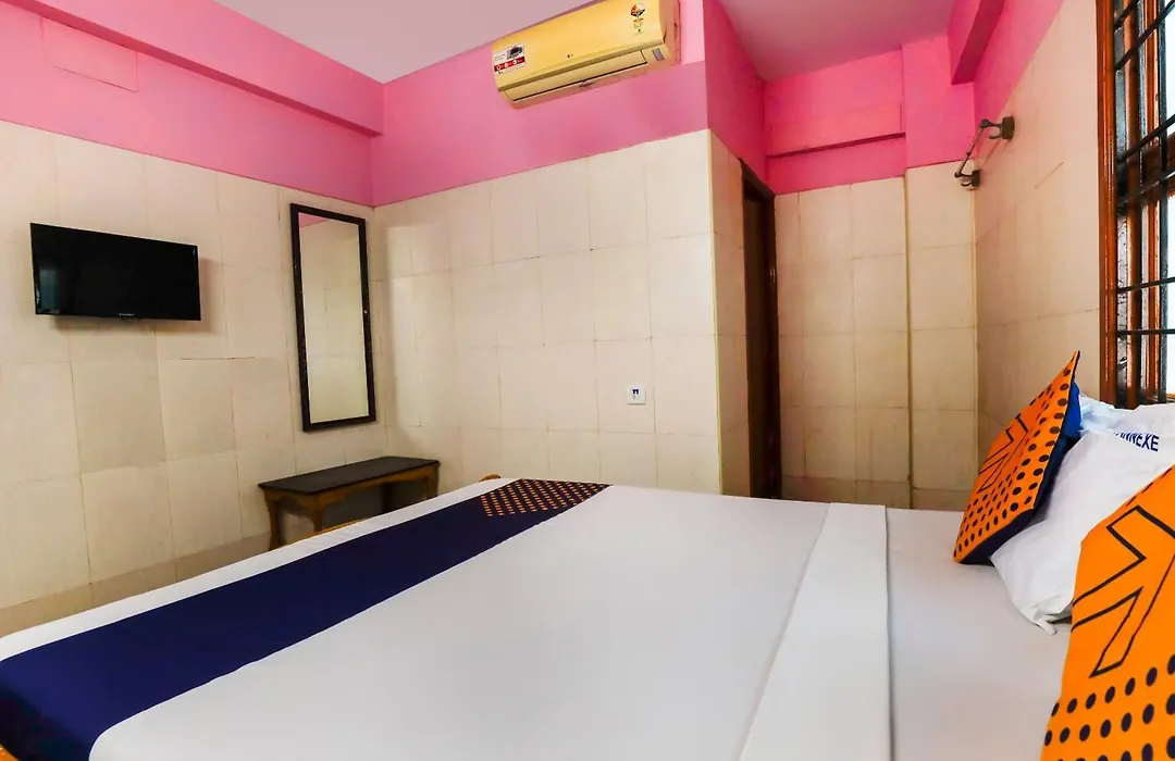 Spot On Grand Residency Near Marina Beach-1