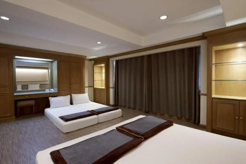 Alameda Suites Hotel-1