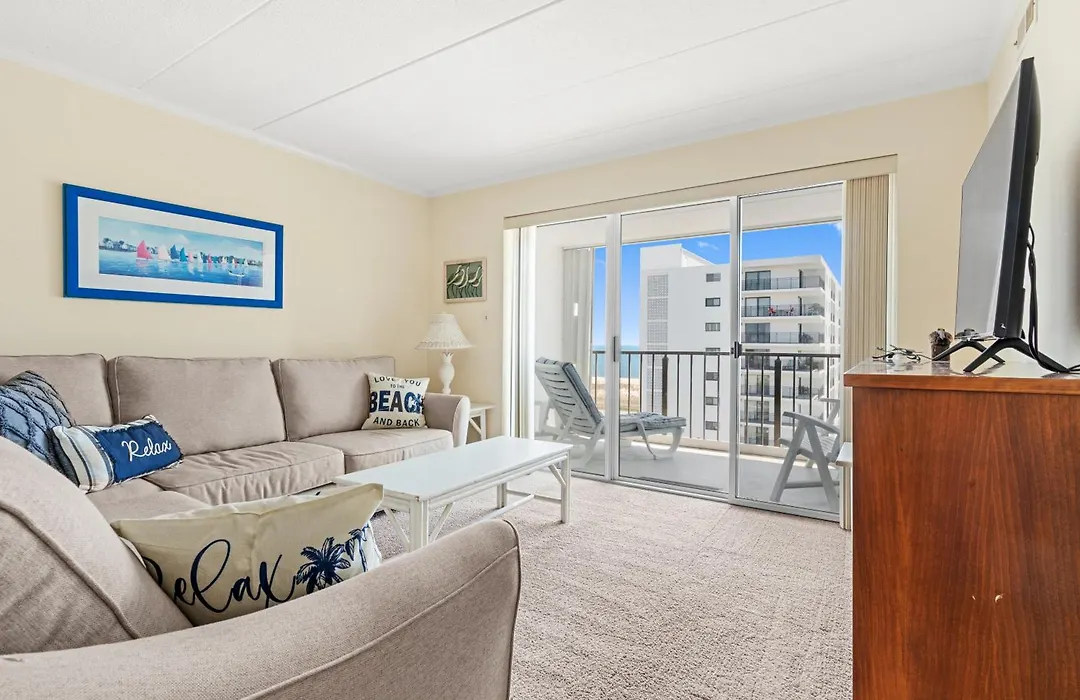 Ocean View 2-Bedroom Condo At Excalibur Perfect Coastal Getaway-1