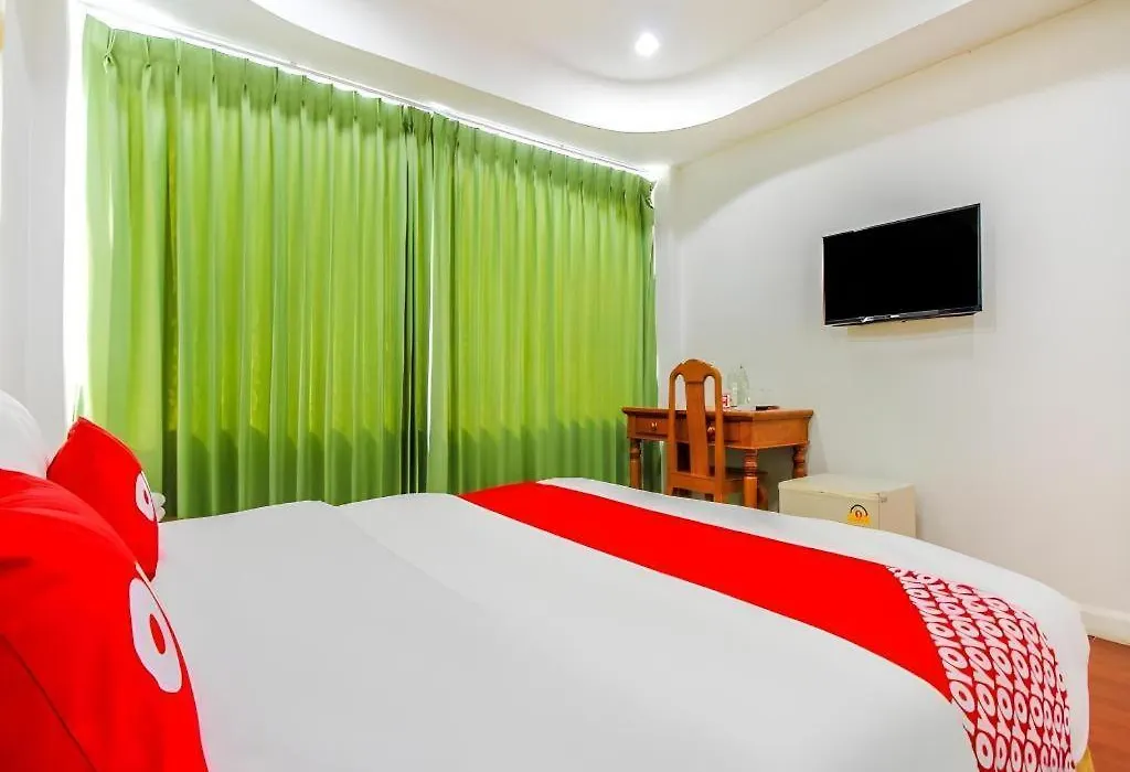 Oyo 410 Diamond Boutique Hostel-1
