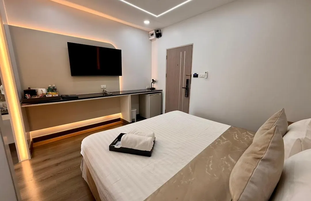 Bed By City Hotel-1