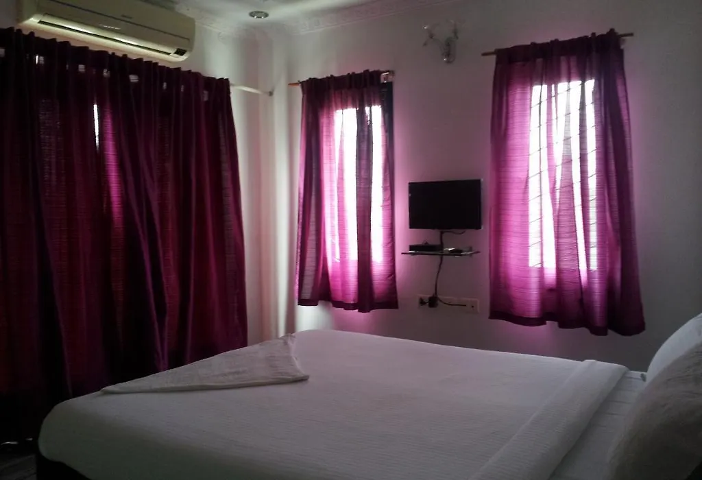 Roshini Serviced Apartments-1