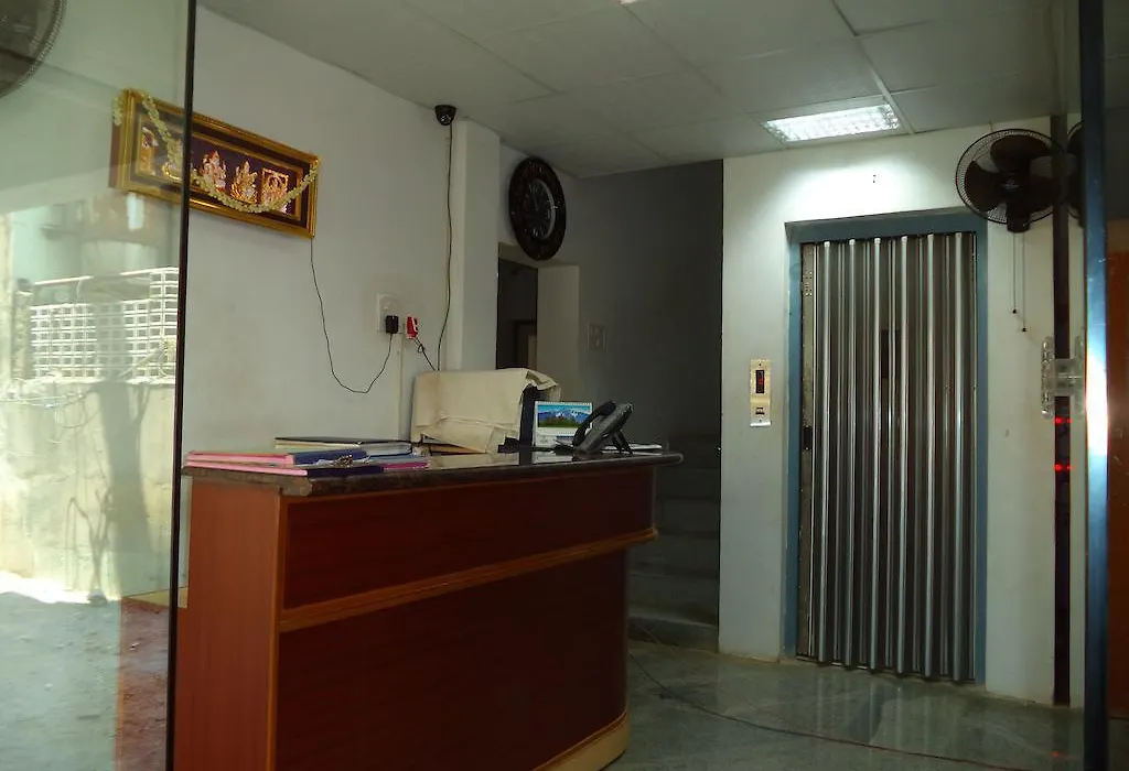 Samrat Guest House Kk Nagar-1