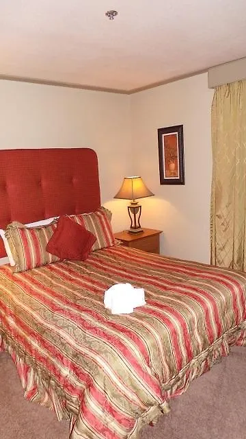 Emerald Suites At Cameron-1