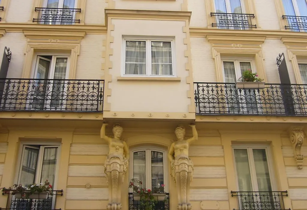 Hotel De Nemours-1