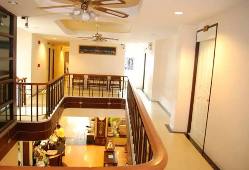 Rambuttri House-1