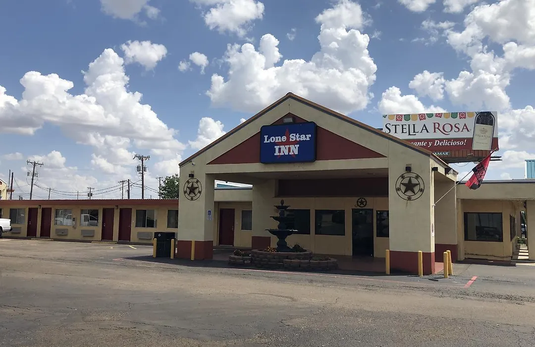 Lone Star Inn-1