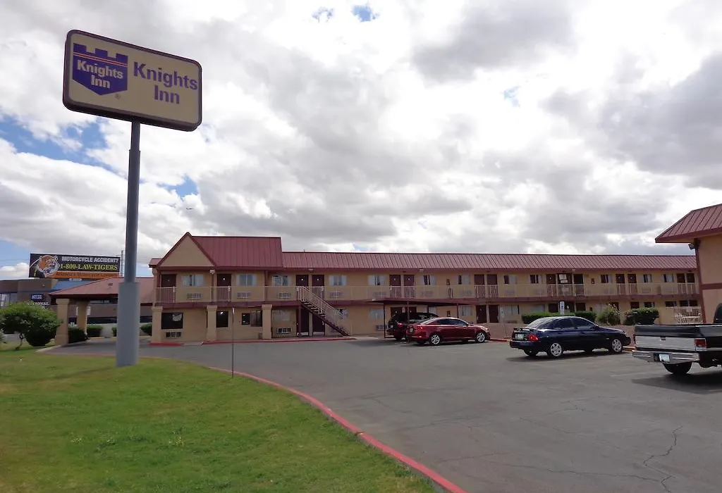 Knights Inn Phoenix At N Black Canyon Hwy-1
