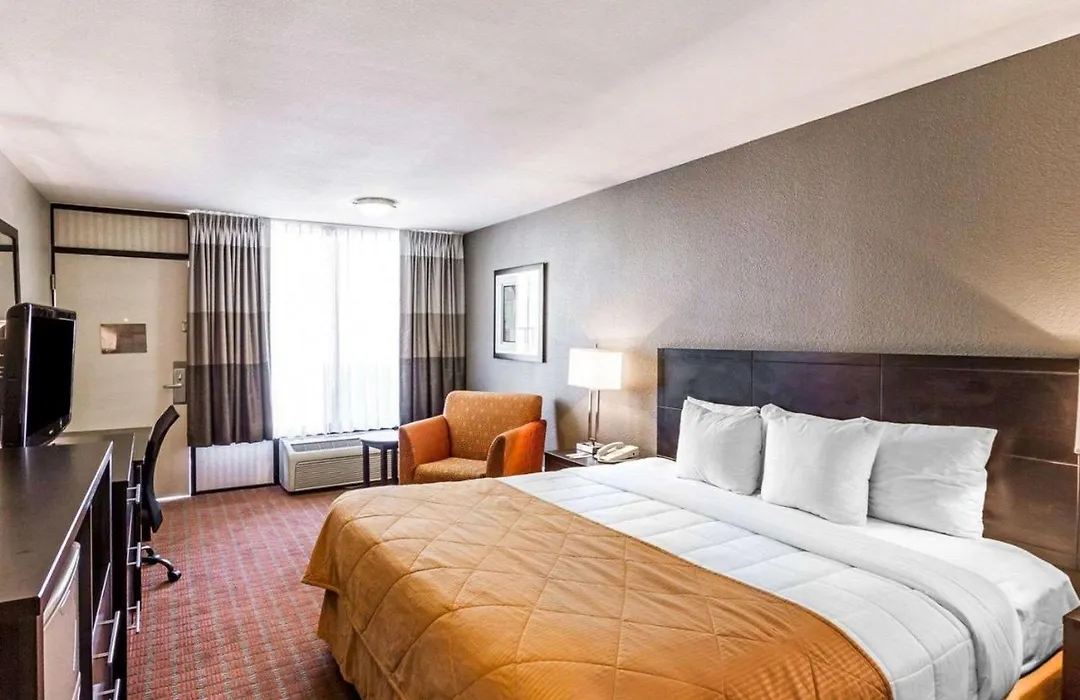 Quality Inn Phoenix Airport-1