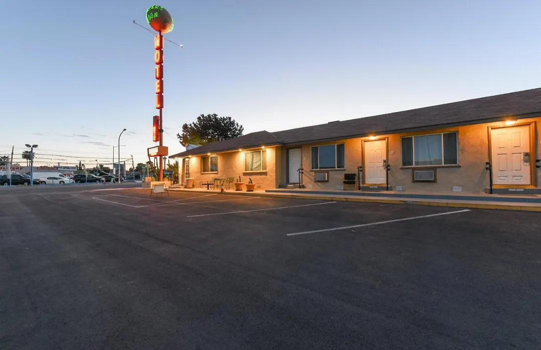 Desert Moon Motel-1