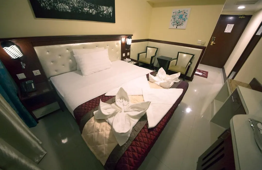 Mariana Hotel-1