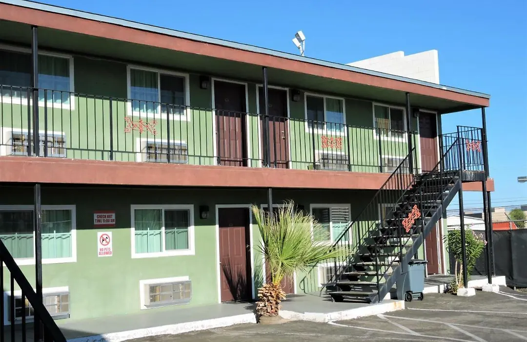 American Inn-1