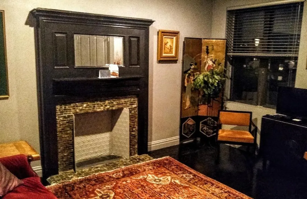The Gallery House-1