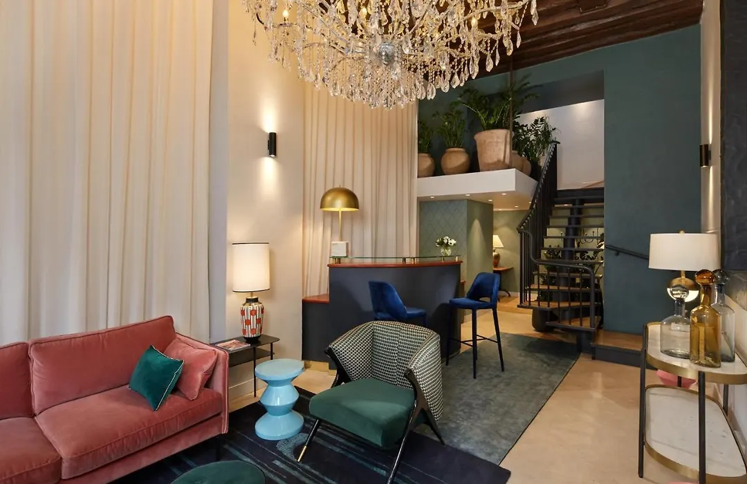 3H Paris Marais Hotel-1