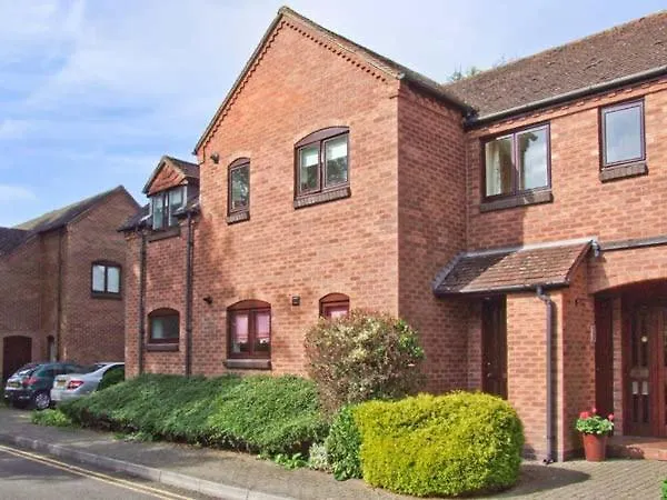 9 Bancroft Place-1