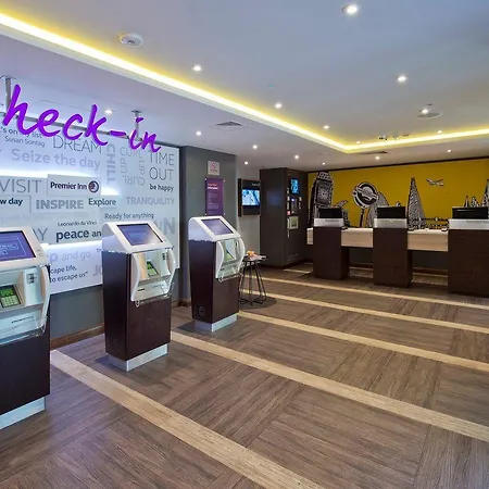 Premier Inn London Farringdon - Smithfield-3