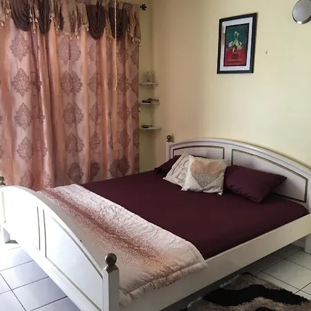 #D1 Castle Studio Wifi King Bed Ocho Rios Jamaica-2
