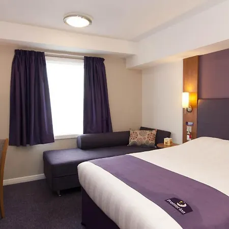 Premier Inn Edinburgh Leith Waterfront-3