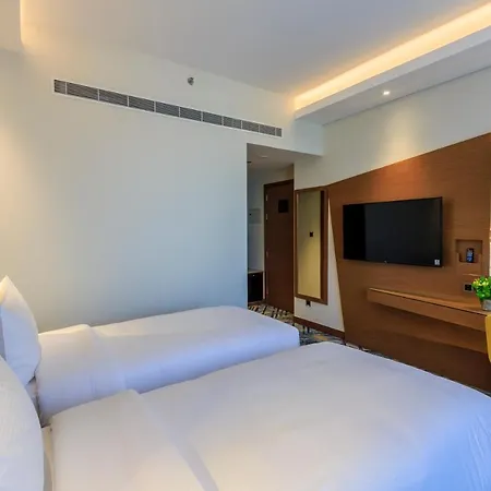 S19 Hotel-Al Jaddaf Metro Station-3
