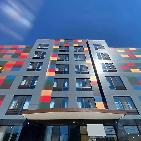 Super 8 By Wyndham Brooklyn Williamsburg-2