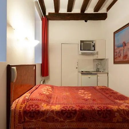 Residence De Bourgogne-3