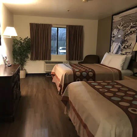 Super 8 By Wyndham Phoenix Metro North-3