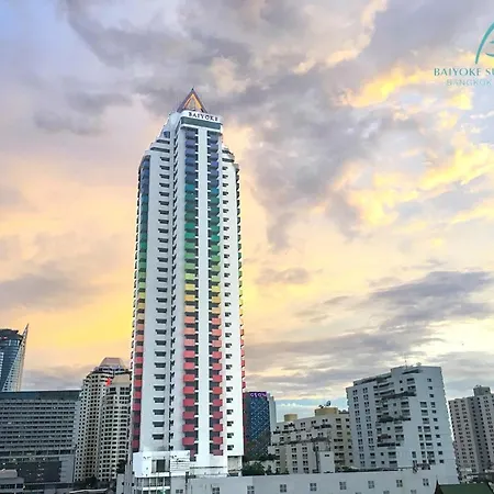 Baiyoke Suite Hotel-2