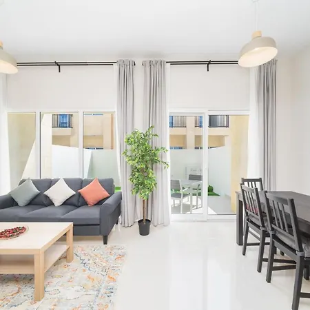 Alh Vacay - Family Villa In Damac Hills 2-3