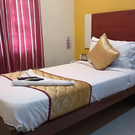 Skyry Hotels Adyar-3