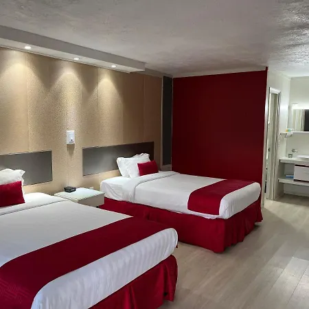 Travelodge By Wyndham Orlando At Heart Of International Drive-3