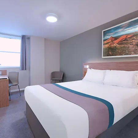 Travelodge Edinburgh Central Hotel-2