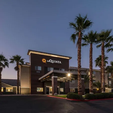 La Quinta Inn & Suites By Wyndham Las Vegas Nellis-2