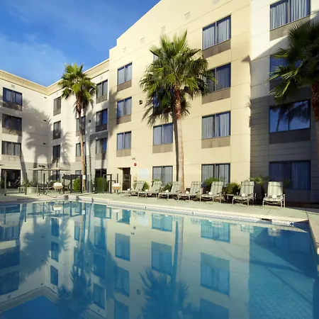Hampton Inn Phoenix - Biltmore-2