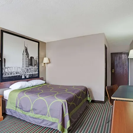 Super 8 By Wyndham Nashville/ Dntn/ Opryland Area-2