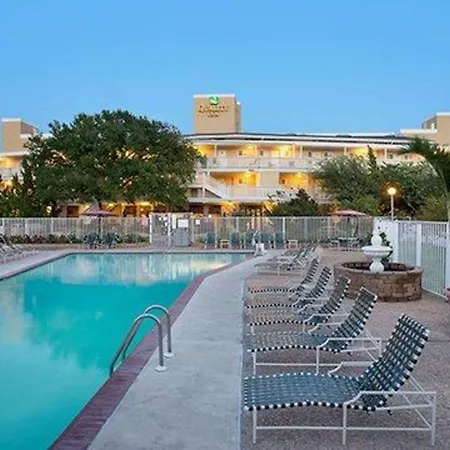 Quality Inn Oceanfront-3