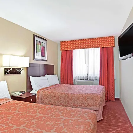 Super 8 By Wyndham Long Island City Lga Hotel-3