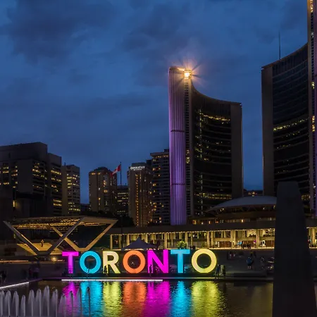 Holiday Inn Express Toronto Downtown By Ihg-3