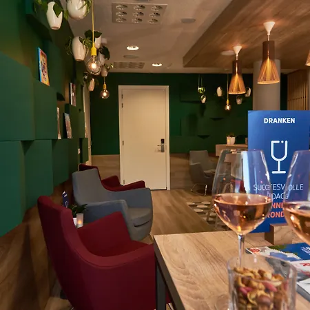 Holiday Inn Express Amsterdam - City Hall By Ihg-3