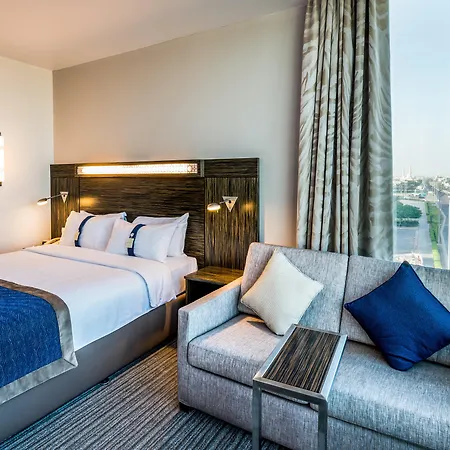 Holiday Inn Express Dubai, Jumeirah By Ihg-3